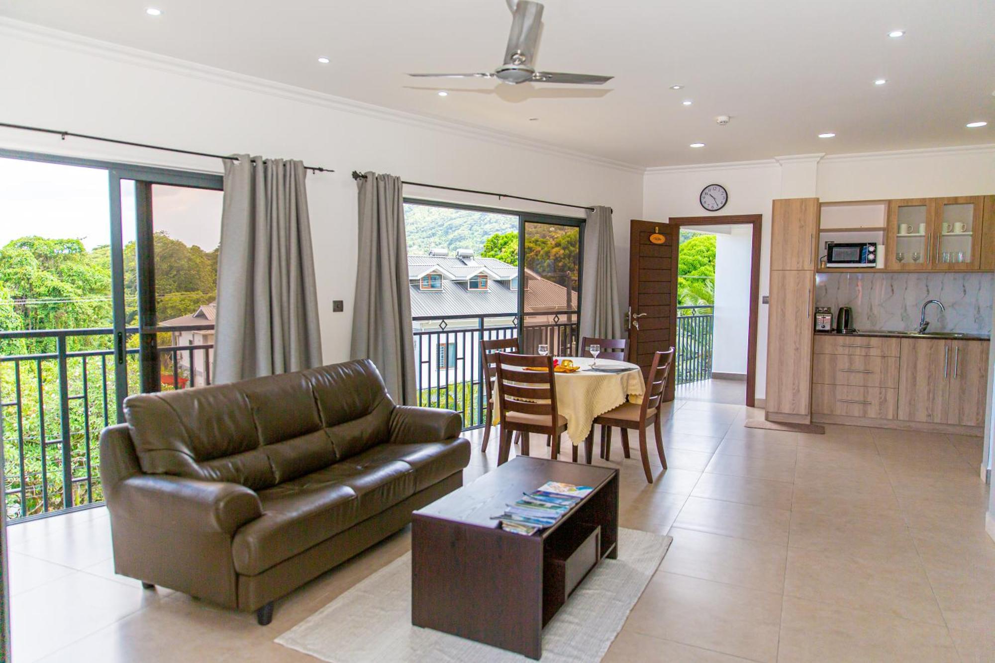 B Holiday Apartments Beau Vallon  Zewnętrze zdjęcie
