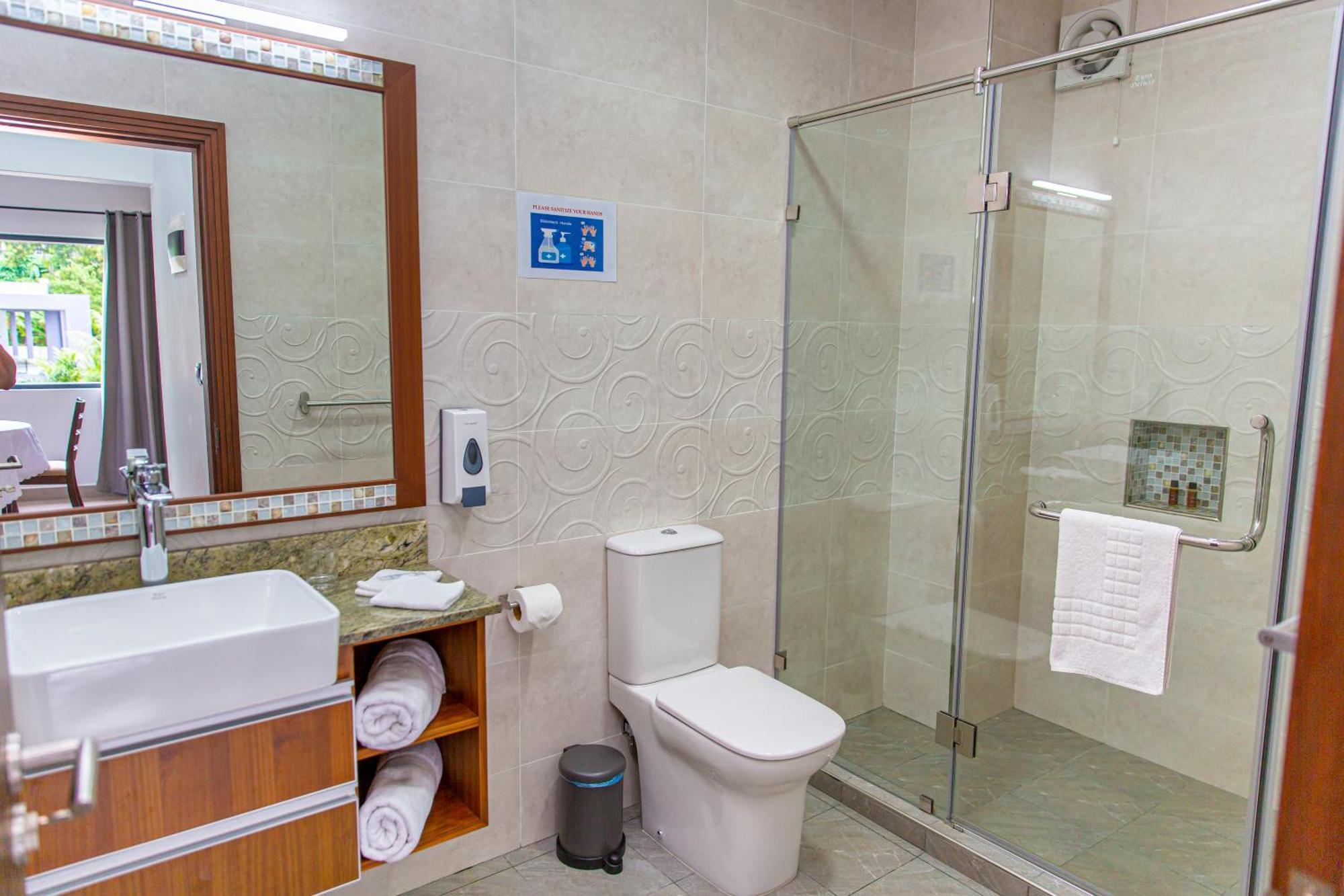 B Holiday Apartments Beau Vallon  Zewnętrze zdjęcie