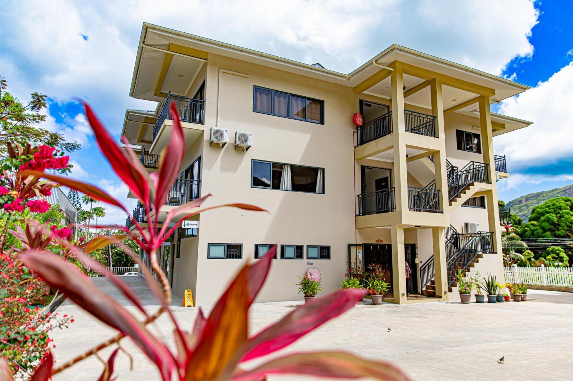 B Holiday Apartments Beau Vallon  Zewnętrze zdjęcie